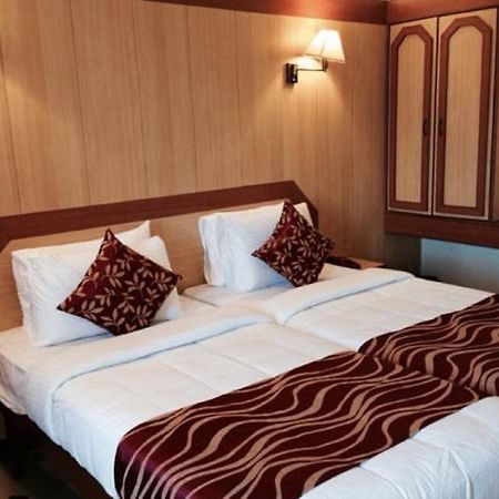 Hotel Swagath Bangalore Buitenkant foto