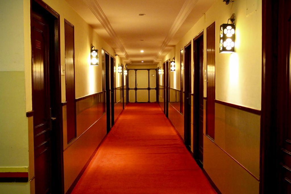Hotel Swagath Bangalore Buitenkant foto