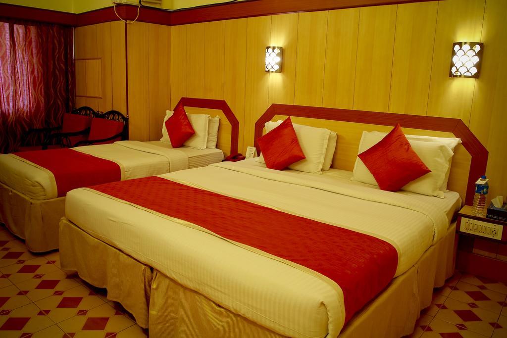Hotel Swagath Bangalore Buitenkant foto
